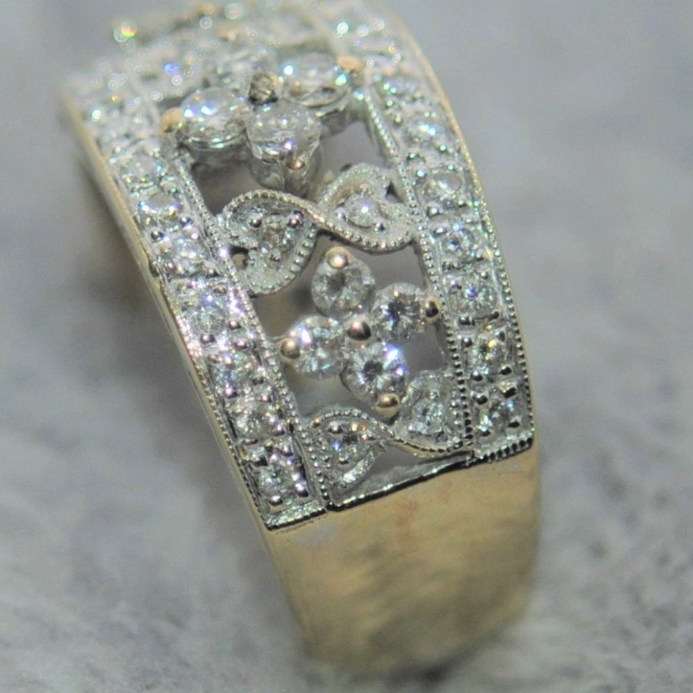 Must Sacrifice 18K YGold  Anniversary Diamond Cluster Ring  7/8 CTW